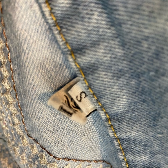 YIDULA - detailed stitching fringe jean jacket - Picture 6 of 9